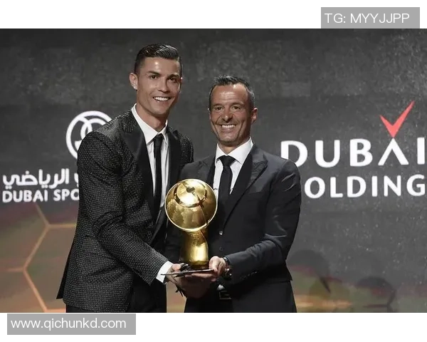 足球星卡能否购买C罗？深度分析球迷如何通过卡片获得心仪球员